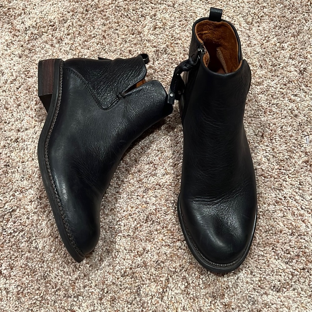 Black boots